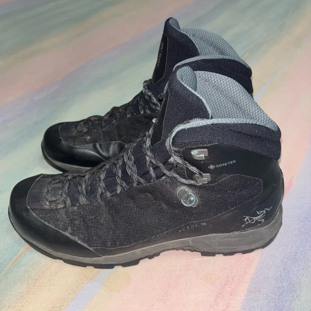 Arc’teryx Mens Black Acrux TR GTX Hiking Trail Boots Size 8.5 Goretex Waterproof